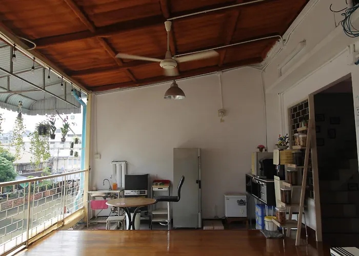 Baan Nampetch Hostel กรุงเทพมหานคร